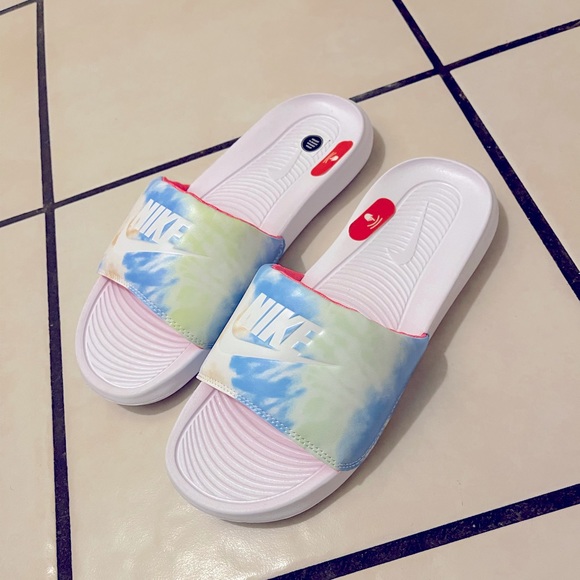 Mens Nike slides - Picture 7 of 7